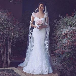 Vestido de casamento de sereia de renda elegante Dubai árabe Querido do piso nupcial