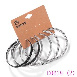 Kadınlar için 3 takım Punk Buzlu Saplama Küpe Set Kadın Piercing Bildirimi Daire Küpe Brincos Aros Takı E0618