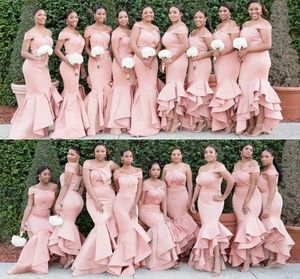 Różowa Syrenka Suknie Druhna Najnowsze Off Ramię Afryki Arabskie Ruffles Plus Size Wedding Gość Prom Party Suknie Custom Made