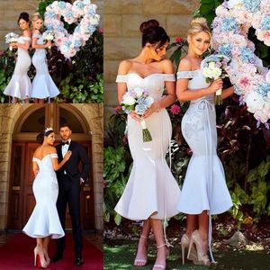 2018 New Sexy Modern Short Mermaid Bridesmaid Dresses Sexy Off Shoulders Appliques Maid of Honor Gowns Cocktail Prom Dress Custom Made