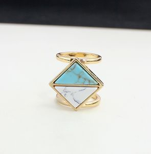 أزياء مطلية بالذهب خاتم الحجر الطبيعي مثلث أبيض أزرق الفيروز الدائري للنساء المجوهرات