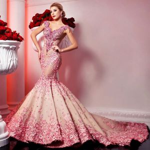 2019 Skromne zroszony Syrenki Suknie Wieczorowe V Neck 3D Appliqued Cekinowe Suknie Prom Backless Sweep Pociąg Plus Size Formalna sukienka