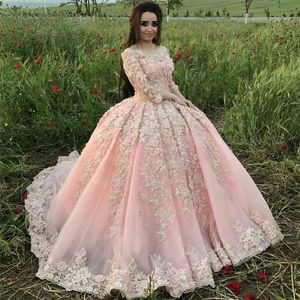 Vintage Luksusowe Kolorowe Suknie Ślubne Suknie Ślubne Sheer Jewel Neck Illusion 3/4 Rękawy Koronkowe Aplikacje Puffy Blush Różowe Suknie Ślubne Niestandardowe