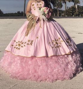 2019 Nowy Haft Puffy Bal Ball Suknia Quinceanera Suknie Kryształy przez 15 lat Sweet 16 Plus Size Pageant Prom Party Gown QC1065