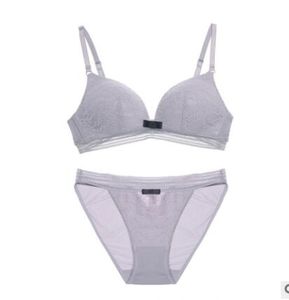 2018 nouvel ensemble de soutien-gorge sans anneau en acier, sous-vêtement en dentelle sexy mince et sans trace.