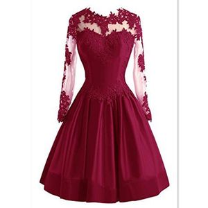 2019 Cocktailklänningar Långärmade Lace Satin Elegant Kvinnor Klänning Party Elegant Knee Length Party Gowns Bourgogne
