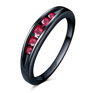Simples Nunca desbotando ouro preto enchido luz vermelha clear cz pedra anel de dedo mulheres anel de cauda de casamento amor para sempre amor