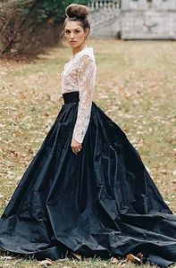 Black and White Gothic A-line Wedding Dresses With Long Sleeves Illusion Lace Top Taffeta Skirt Simple Boho Rustic Bridal Gowns