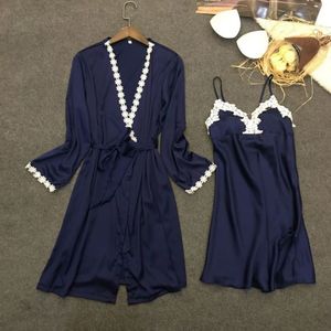 Kadın Pijama Bornoz Kadınlar için Ayarlanabilir Gecelikler Kadın Moda Dantel Çiçek Saten Gecelikler V Yaka Tam Kollu Elbiseler S1015