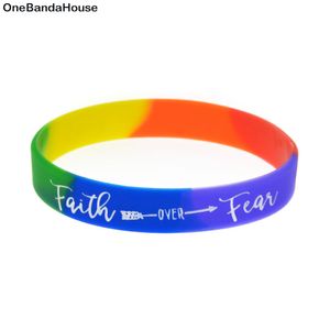 1 braccialetto di moda in gomma siliconica Faith Over Fear, colore segmentato, adatto come motto