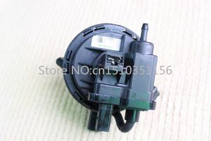 För Volkswagen Bränsletank Läckdetektering Pump / Solenoidventil 1K0 906 271,1k0906271