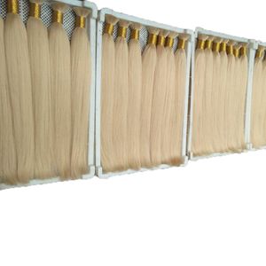 Gerade gewellte blonde Farbe, menschliches Echthaar zum Flechten, peruanische Haarverlängerungen, ohne Befestigung, ohne Ausfallen, ohne Verheddern, 100 g, ein Los