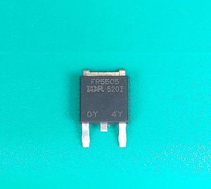 Freies Verschiffen IRFR5505 FR5505 TO-252 P-Kanal-55V-18A echte original Transistor