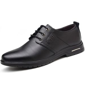 Oxford Mężczyzna Formalne Buty Prawdziwej Skóry Moda Casual Buty Mężczyźni Business Buty Zapatos De Hombre Italiano Chaussure Homme Mariage Sapato