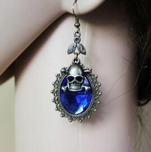 new hot European and American jewelry Halloween ghost festival skull head earring retro style earrings stylish classic exquisite elegance