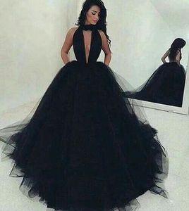 Black Gothic Wedding Dress Halter Pleats Bodice Tulle Skirt Sexy Backless Colorful Bridal Gown With Color Non White Wedding Gown Custom Made