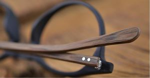 60s Vintage Wood Brown Oval Frames de óculos de mão Full Made Made Made Spectacles Men Myopia Rx ABLE Brand New230Q