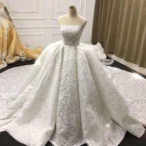 Favoloso abito da sposa in pizzo con abito da ballo Sexy semplice senza spalline senza spalline Abito da sposa senza maniche Splendido abito da sposa principessa Dubai