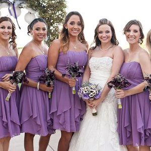 Short Bridesmaid Dresses Country Beach Wedding Strapless Sleeveless Ruched Pleated Ruffles Chiffon Lavender Light Purple Bridesmaids Dresses