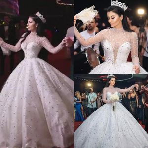 Costoso 2017 cristalli di lusso collo alto manica lunga abito di sfera abiti da sposa bling bling abiti da sposa su misura Cina EN12142