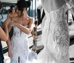 Abiti a sirena Abiti da sposa sexy con scollo a cuore e strascico in pizzo con applicazioni da spiaggia. Abiti da sposa country con spacco frontale in rilievo e taglie forti