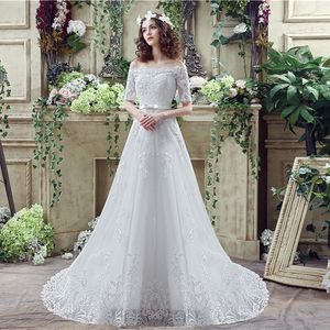 Niestandardowe rozmiar Białe eleganckie sukienki łódź na pół rękawów linia akcentowane aplikacje Tiul Long Wedding Party Bride Kobiety sukienki ślubne