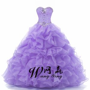 Peacock Sweetheart Crystal Ball Gown Sweet 16 Dress Custom Made Peach Puffy Organza Crystal Quinceanera Klänningar