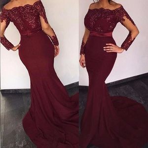 Afryki Syrenka Suknie Wieczorowe Scallop Neck Burgundii Off Ramię Cekiny Sash Długie Rękawy Prom Dress 2016 Dubai Arabskie Party Suknie