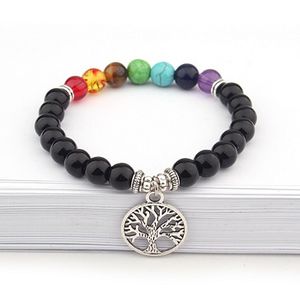 2019 Neues Design Unisex siebenfarbige Chakra-Energiearmbänder natürliche schwarze Lavasteinarmbänder 8 mm bunte Perlenarmbänder mit Baumanhänger