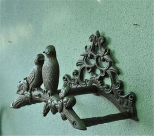 鋳鉄ホースパイプリールロープホルダー機器家庭用庭の装飾鳥ヤードパティオ芝生の壁掛けオーガナイザーブラウンアンティーク飾りのための木の金属のハンガーラック