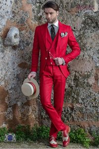 Moda Red Slim Fit Homens Casamento Smoking Pico Lapela Dois Botões Noivo Smoking Homens Casamento / Prom / Jantar / Vestido Darty (Jacket + Pants + Tie + Vest) 1797