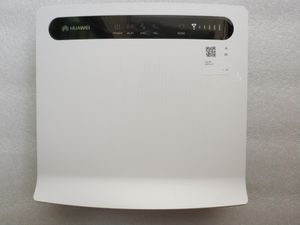 BrandNew Portavle Carry Around Huawei B593S-22 LTE 4G Lås upp UK Plug Wireless Router Wifi Modem Alla länder kan använda