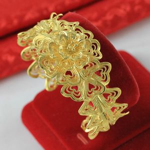 Filigrane Blume Stulpe-Armband-Aussage-Dame Jewelry 18k Gelbes Gold füllte schönes Frauen-Armband-anwesende Dia 60mm