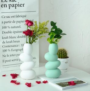 Minimalist ceramic creative art Egg shape flowers vase pot home decor crafts room decorations small vases porcelain figurines