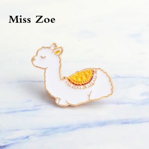 Miss Zoe Baby Lama Email Pins Leuke Dier Badge Broches Prezent Cartoon Pikraphmen Jasje Dress Knop Pin Prezent Voor Meisje Kinderen Dochter