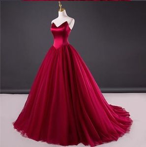 Proste Elegancki Dark Red Vintage Kolorowe Suknia Ślubna Basków Talia Tulle Spódnica Princess Gothic Suknie Ślubne Couture Custom Made New