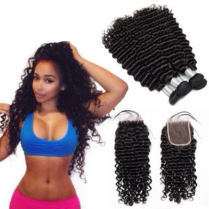 Peruvian Deep Wave Mänskliga hårbuntar med 4x4 spetslås Peruvian Virgin Hair med stängning Obehandlat Human Hair Weaves