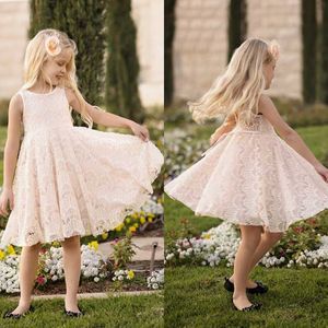 Romântico 2018 Blush Rosa Cheia Do Laço Boho Vestidos Da Menina de Flor Para Casamentos Baratos Tripulação Na Altura Do Joelho Curto Praia Vestido de Noiva Custom Made EN2286