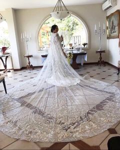 Mantelli da sposa in cristallo di lusso Mantello Bolero con paillettes Avvolge Coprispalle su misura Cattedrale di treno Velo lungo 3 metri