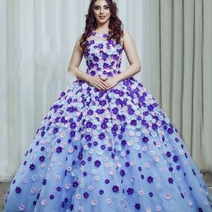 Wunderschöne Abendkleider mit 3D-Blütenblättern, Juwelenausschnitt, ärmellos, flauschiger Tüll, Ballkleid-Partykleid, atemberaubende Promi-Abendkleider aus Saudi-Arabien