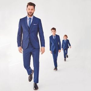 Królewskie Błękitne Garnitury Ślubne Dla Mężczyzn Groom Tuxedos Najnowsze Płaszcz Spodnie Wzory Groomsmen Garnitur Regularne Fit Male Blazers 3piec Costume Homme Mariage
