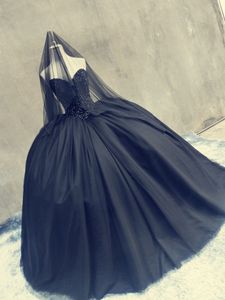 Ball Medieval Black Gown Dresses Beads Sweetheat Neckline Backless Empire Bridal Gowns Plus Size Fluffy Wedding Dress s