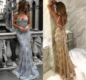 스팽글을 가진 인어 무도회 드레스 2018 New Backless Deep V Neck Evening Gowns Robes de Soiree