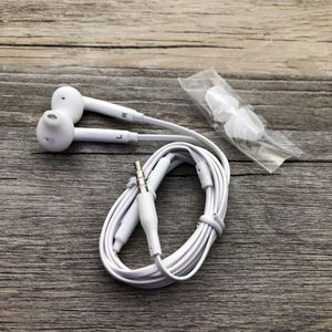 OEM Quality S6 S7 Earphone Wired Remote in Ear 1.2m 3,5 mm High Fidelity Earskydd hörlurar med inbyggd MIC för Sam S8 S9 Plus Obs 8