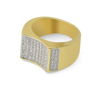 2018 Ny stil CZ Bling Bling Ring Micro Pave Cubic Zirconia Simulerade diamanter Hip Hop Rings