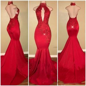 Seksi Geri Kırmızı Mermaid Gelinlik Modelleri Uzun Halter Dantel Aplikler Sequins Backless Parti Elbise Sayısı Tren Özelleştirilmiş Örgün Abiye giyim