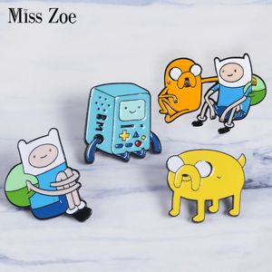 Bayan Zoe Macera Zaman Emaye Pin Finn ve Jake Broş Çanta Elbise Yaka Pin Düğmesi Rozeti Karikatür Takı Hediye Arkadaşlar Çocuklar için