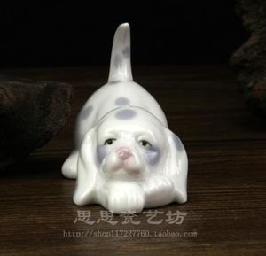 Mini Cerâmica Manchado Estátua Casa Decoração Decoração Decoração Decoração Vintage Dog Ornamento Porcelana Animal Estatuetas Presentes Crianças