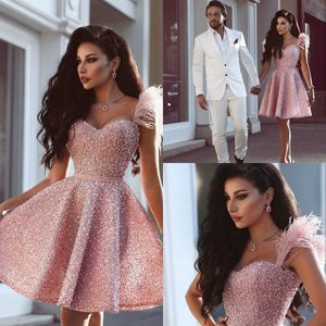 Luxury Custom Made Prom Dress Knee Length Major Beading Sequins Pink Feathers Design Homecoming Party Gowns Evening Dresses
