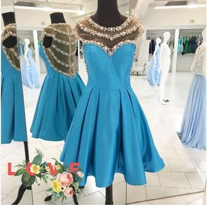 Pérolas românticas Curto Prom Homecoming Vestido Jewel Sheer Neck Oco de Volta Cristal A linha de Cetim Com Mangas Festa de Formatura Cocktail Dress